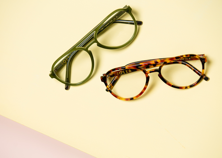 nicol as glasses