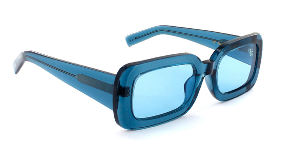 001 Aqua Crystal Side Facing
